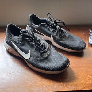 Nike Flex Experience Run size 11 US